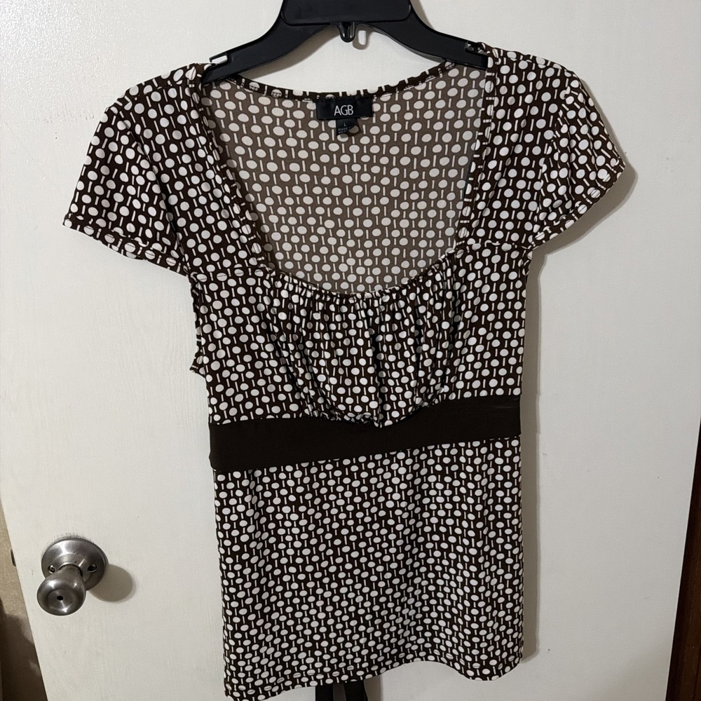 AGB  Women's Brown Polka Dot Short Sleeve Blouse Size L